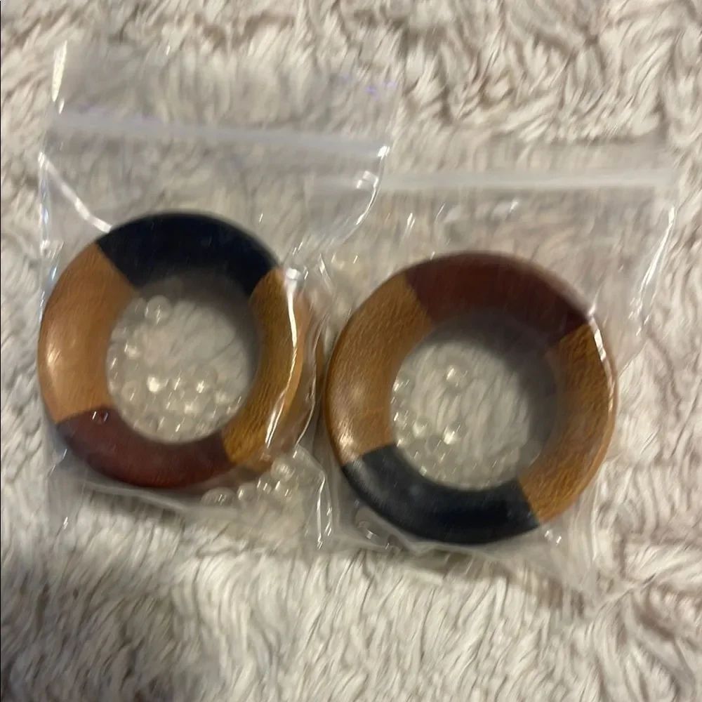 Tri color wood gauges plugs multiple sizes available NEW